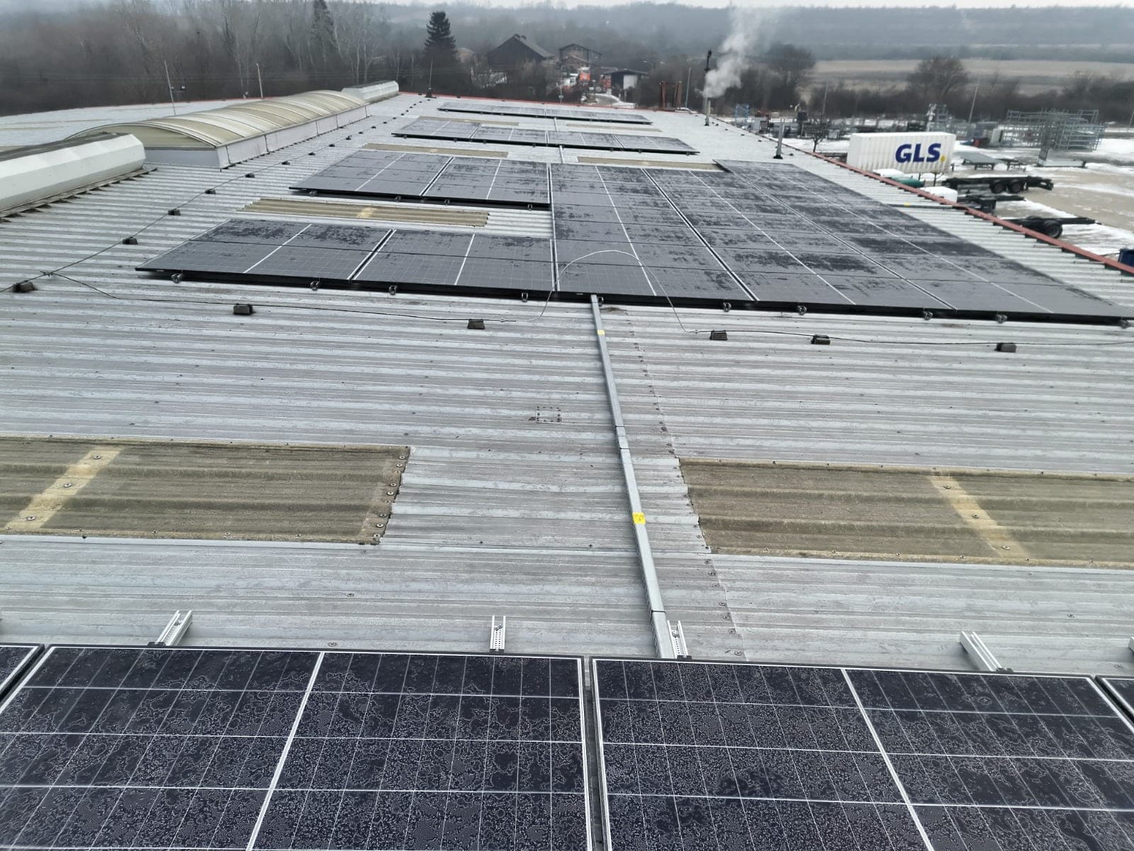 Fotovoltická elektráreň 55,29 kWp na streche – Modra (Energovision), záber 1
