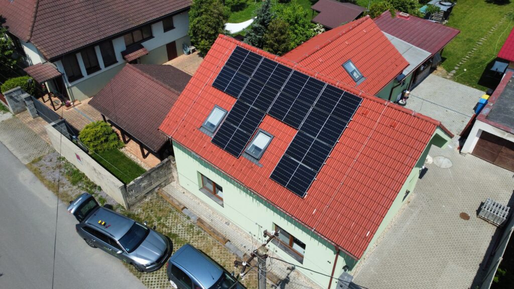 Fotovoltaika na streche nášho spokojného klienta.
