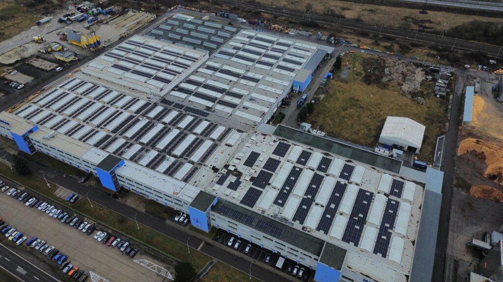 Fotovoltaika pre priemysel – Neuman Aluminium Industries Žarnovica