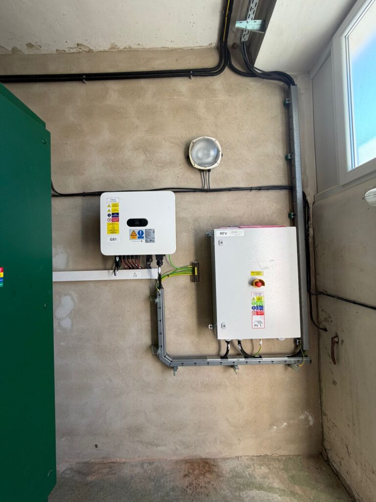 Fotovoltická elektráreň 31,04 kWp na streche – Žilina (Energovision), záber 5