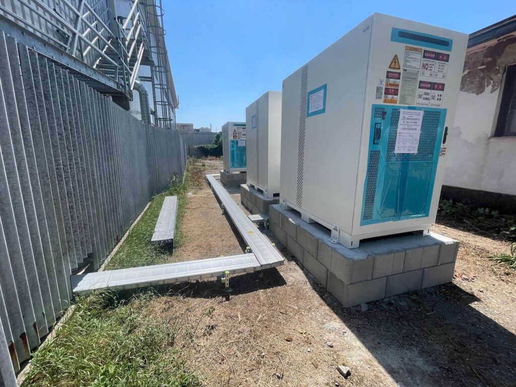 Fotovoltická elektráreň 337,08 kWp na streche – Sereď (Energovision), záber 1