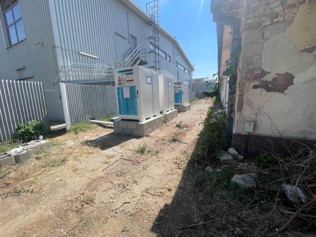 Fotovoltická elektráreň 337,08 kWp na streche – Sereď (Energovision), záber 2