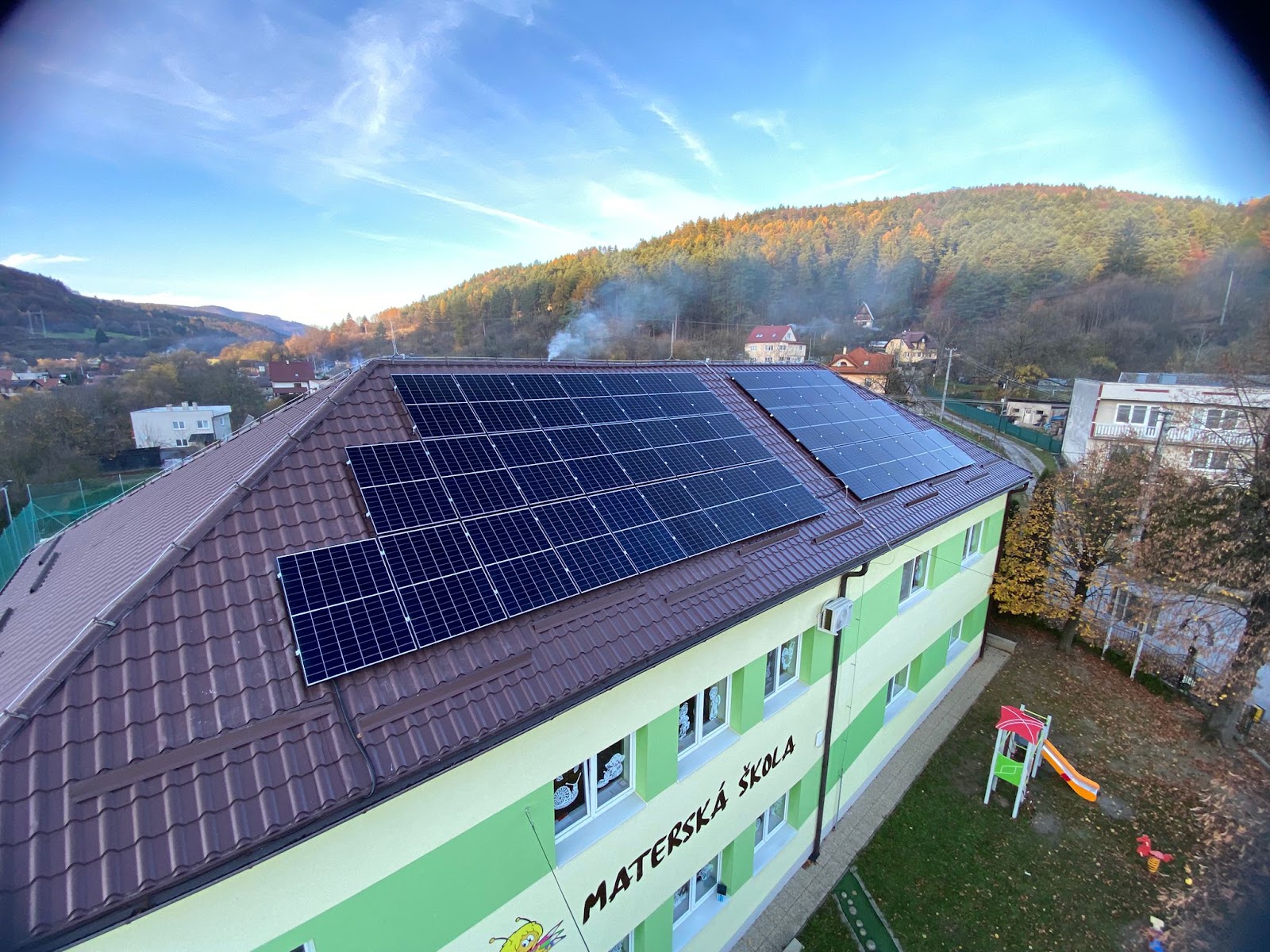 Fotovoltická elektráreň 17,27 kWp na streche – Dolná Breznica (Energovision), záber 1