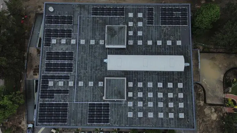 Fotovoltická elektráreň 91,35 kWp na streche – Martin (Energovision), záber 1